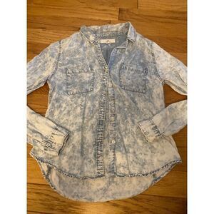 Thread & Supply women's bleach wash button down long sleeve shirt size small